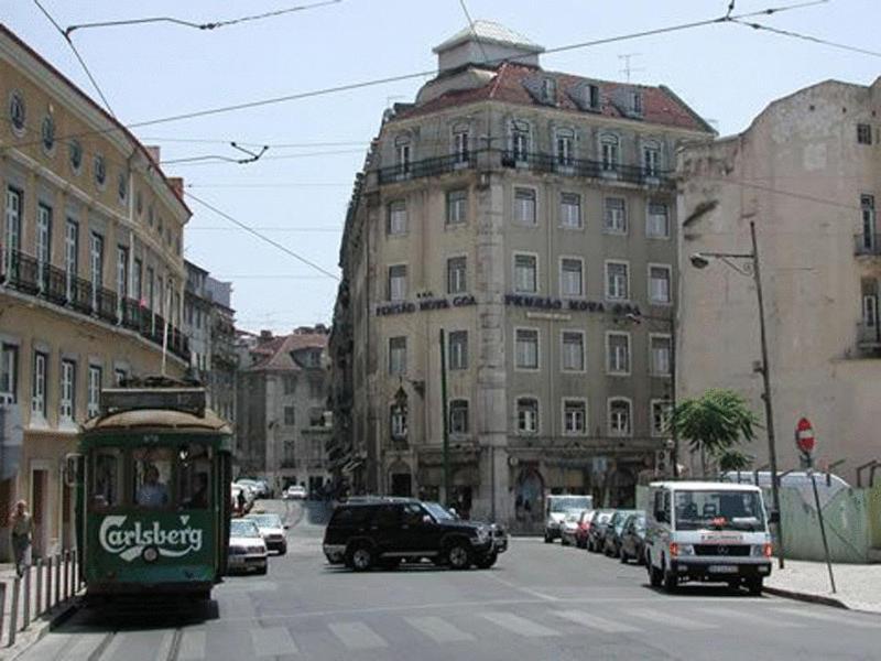Pensao Nova Goa Hotel Lisbon Exterior photo